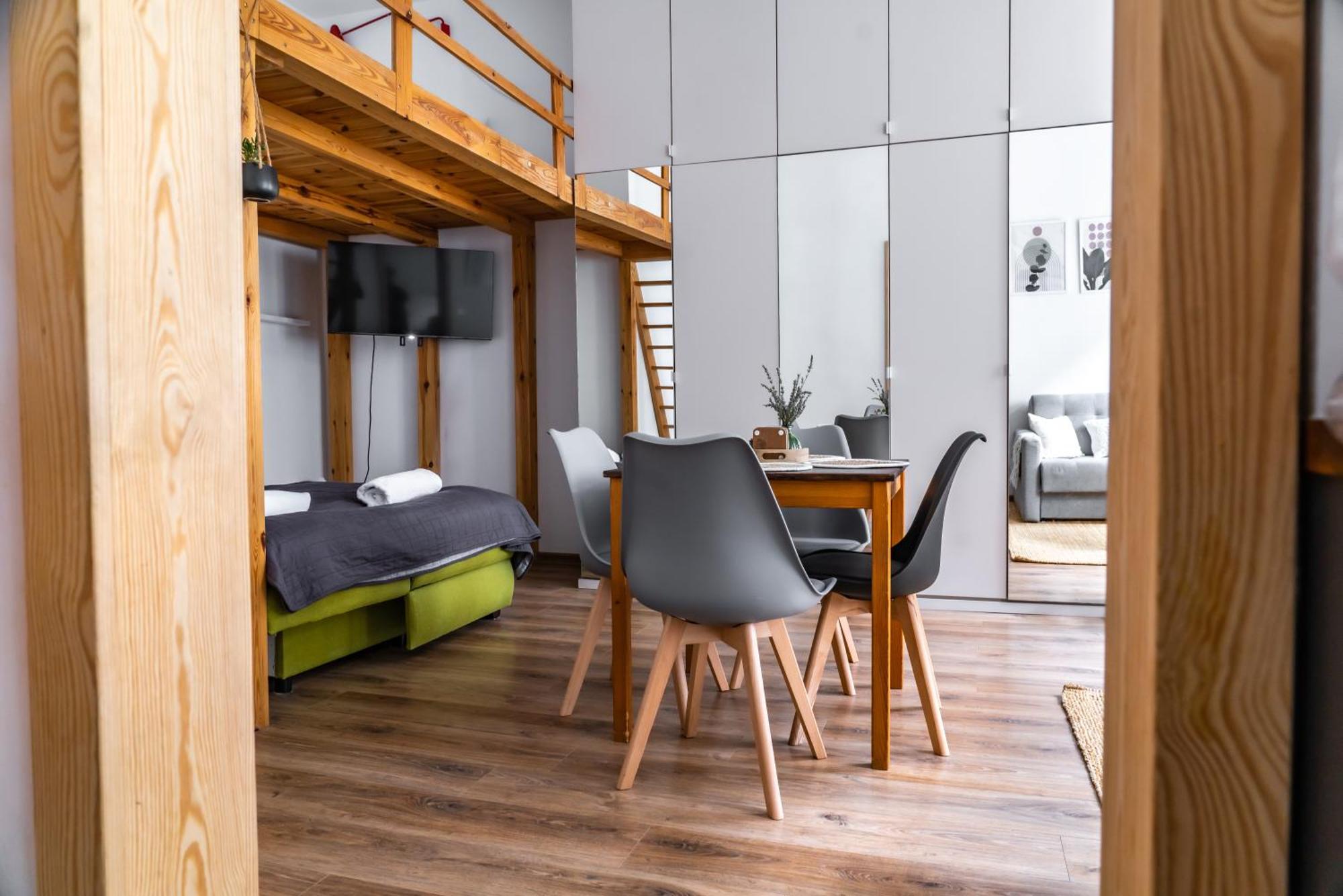 Apartment Sunset Boho Center By Uniquerent Wroclaw
